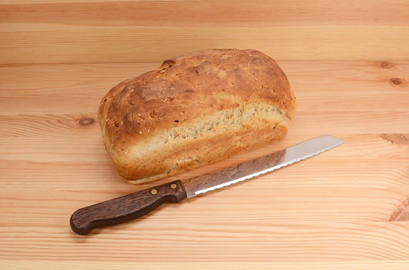 Нож для выпечки хлеба