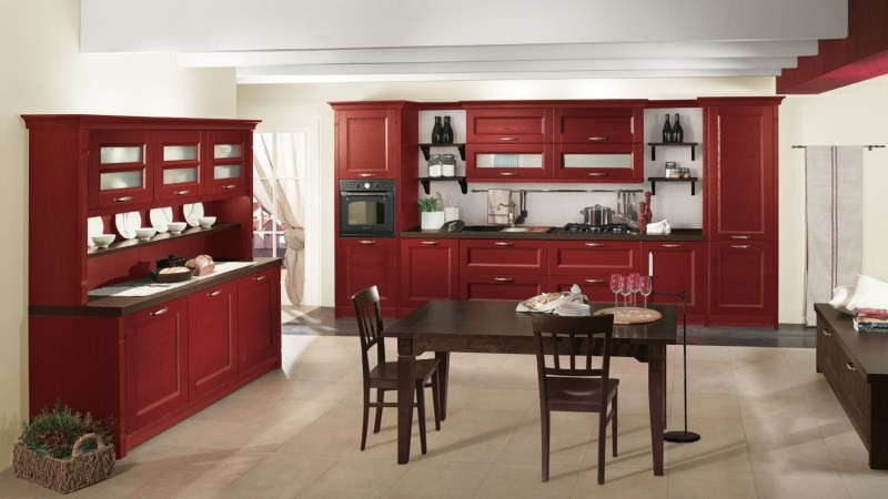 Кухня бордового цвета
