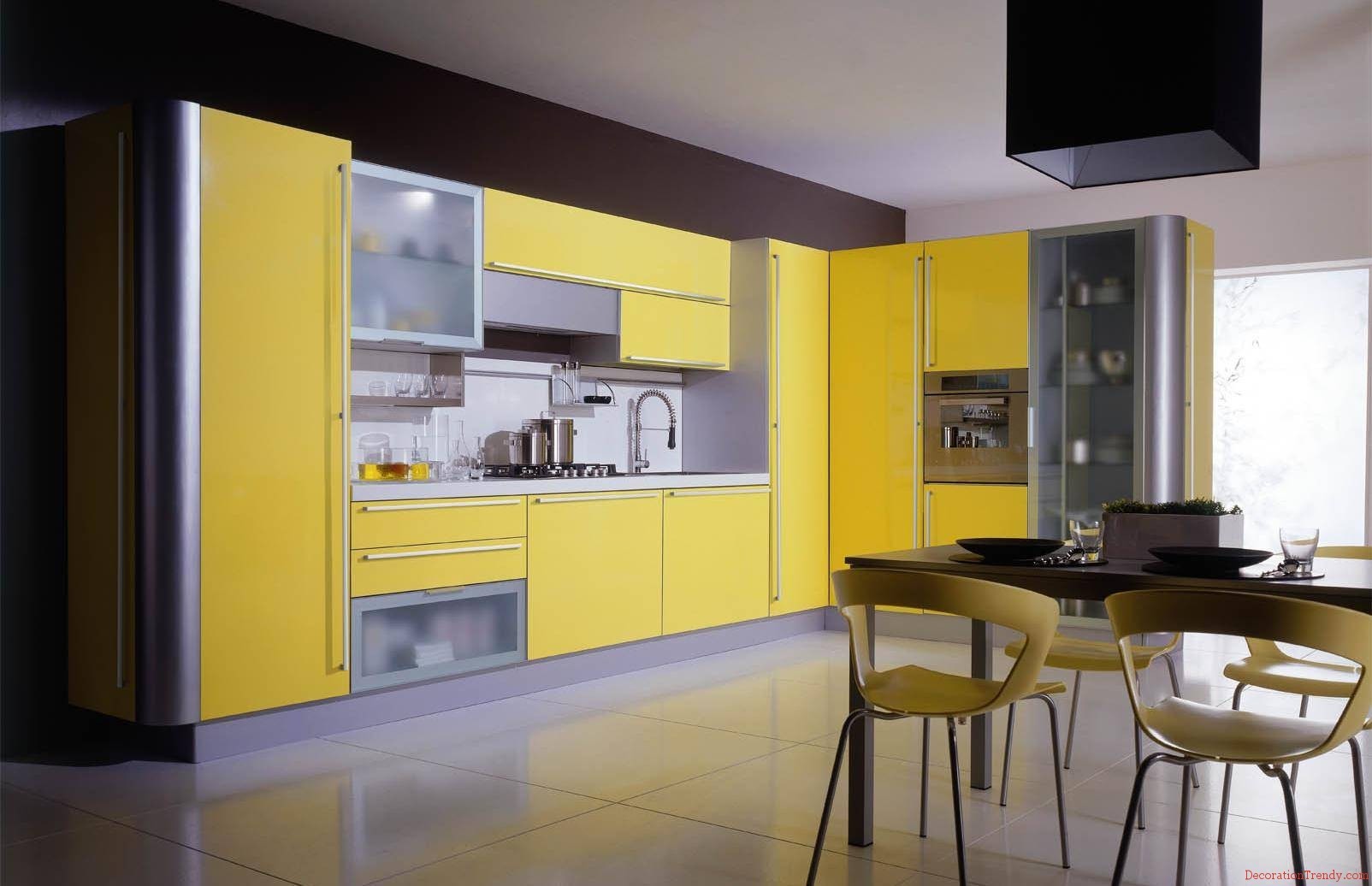 Купить желтую кухню. Кухонный гарнитур желтого цвета. Яркий кухонный гарнитур. Кухня в желтом цвете. Кухня горчичного цвета.