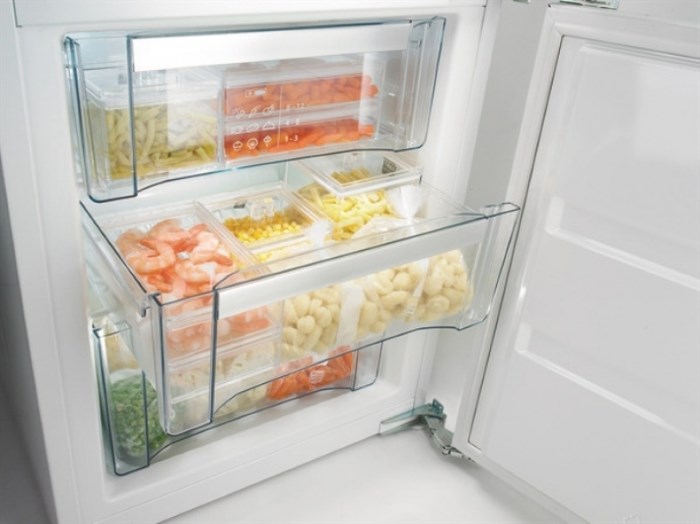Морозильная камера холодильника