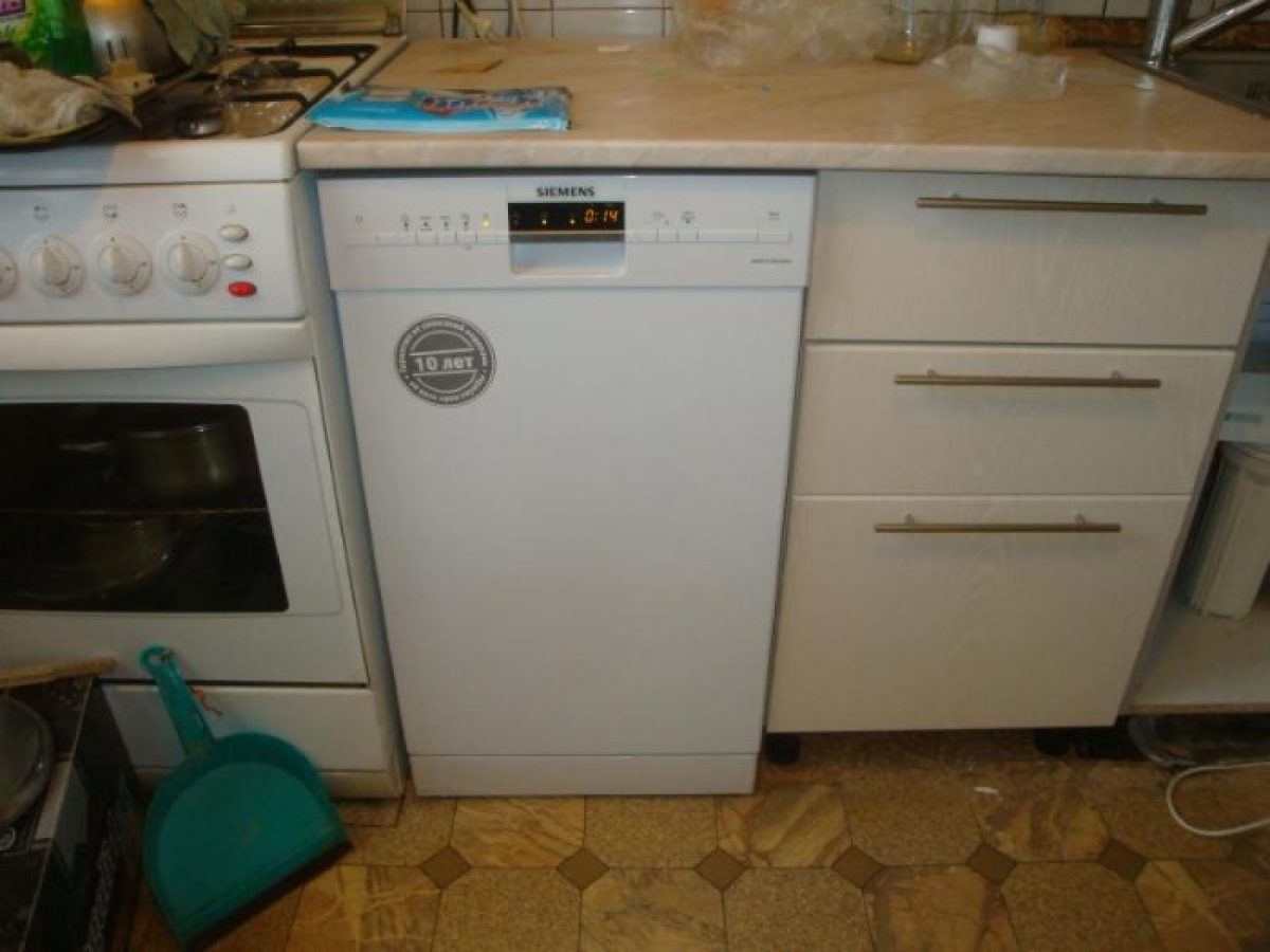 установка встроенной посудомоечной машины в готовую кухню
